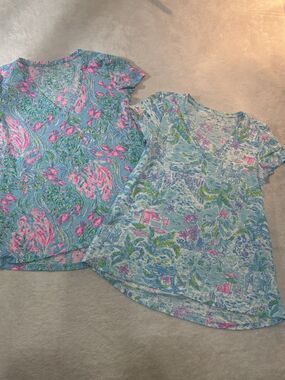 Lot Of 2 Lilly Pulitzer V Neck Tops Pink Blue Turquoise Green XSmall Small